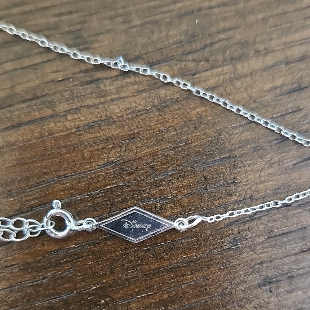 DISNEY TREASURES - Aristocats Eiffel Tower Diamond Pendant Necklace - Picture 7 of 9